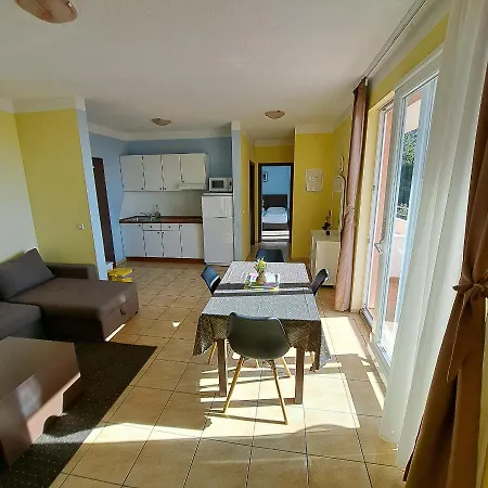 Apartments Vila Adrijana & Fitness Studio Wolf Apartment