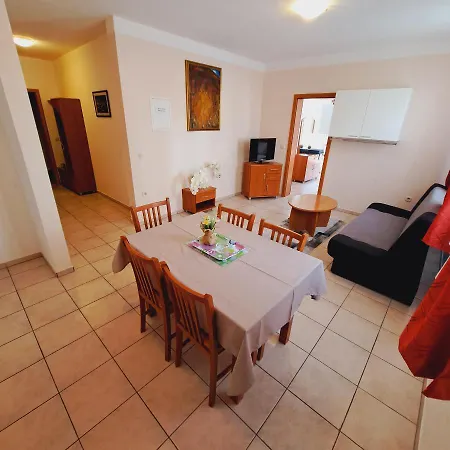 Apartments Vila Adrijana & Fitness Studio Wolf Apartment