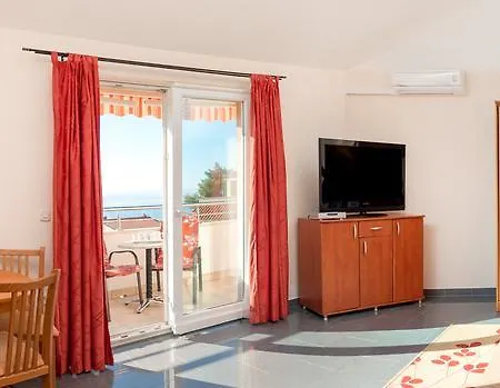 Apartment Apartments Vila Adrijana & Fitness Studio Wolf Baska Voda