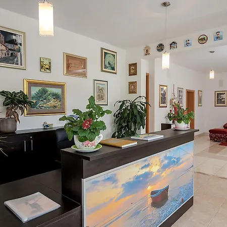 Apartments Vila Adrijana & Fitness Studio Wolf Apartment *