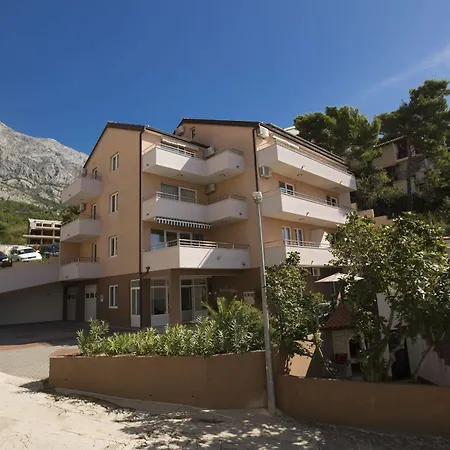 Apartments Vila Adrijana & Fitness Studio Wolf Apartment *