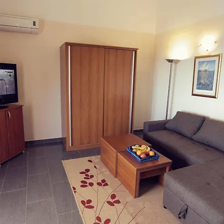 Apartments Vila Adrijana & Fitness Studio Wolf Apartment *